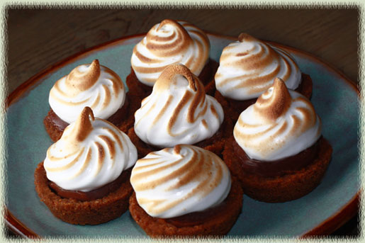 Biscoff S'more Pie Sliders