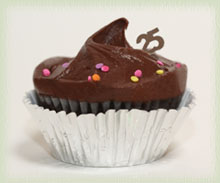 25th Anniversary Cupcake