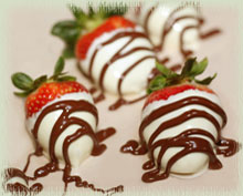 Chocolate Dipped Strawberries with Extra Drizzles