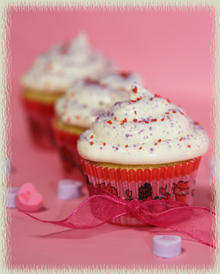 Lemon Lavender Cupcakes with Limoncello Cream Cheese Frosting